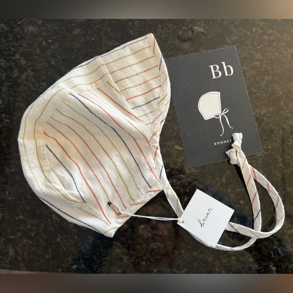 Briar brimmed baby bonnet